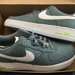 Air Force 1 ‘07, Ozone Blue, white barely volt/ worn once size 9.5
